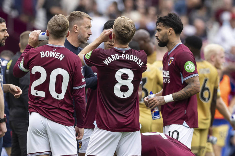 科尔：明日可能有5名球员复出&今天上场的一些球员将不会登场